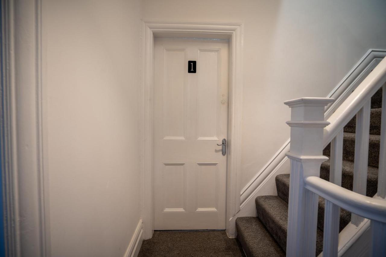 Appartement Cavendish Cat&Gaming House à Blackpool Extérieur photo